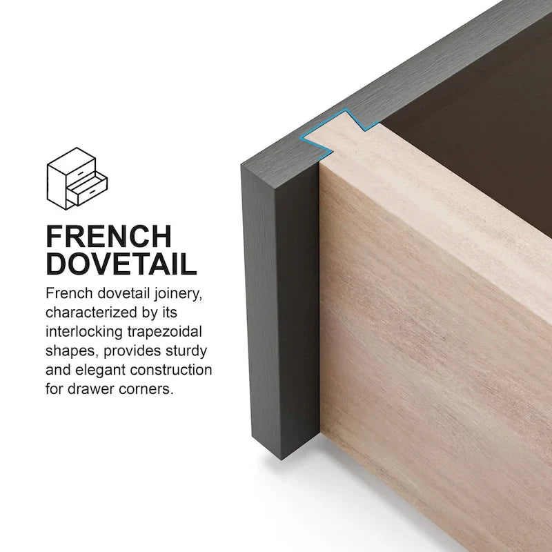 Chambre à coucher traditionnelle avec panneaux en bois massif