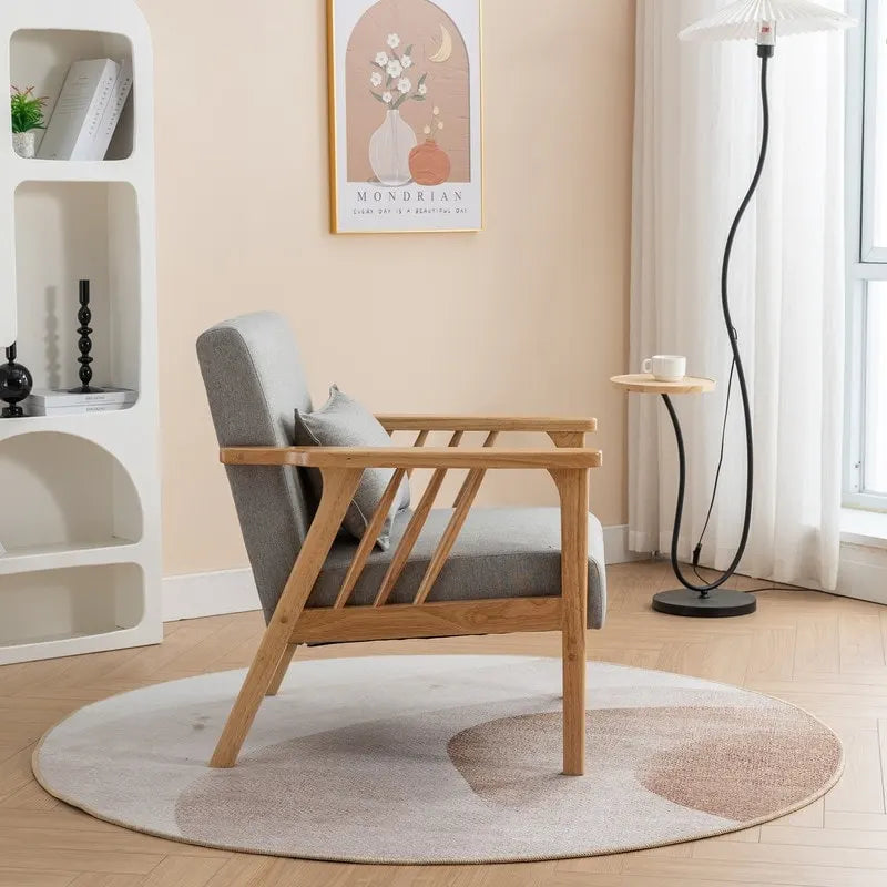 Fauteuil d'appoint en bois massif rembourré en bouclé de style milieu de siècle