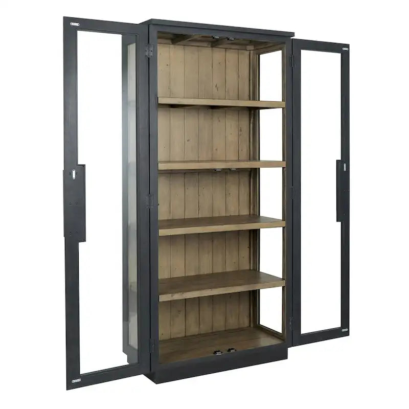 Armoire en pin récupéré