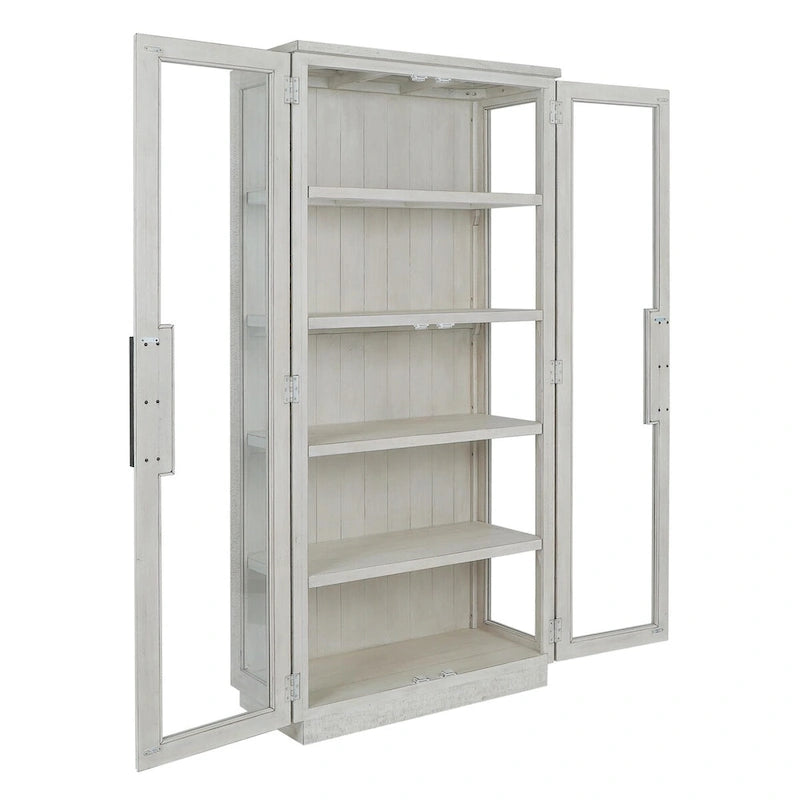 Armoire en pin récupéré