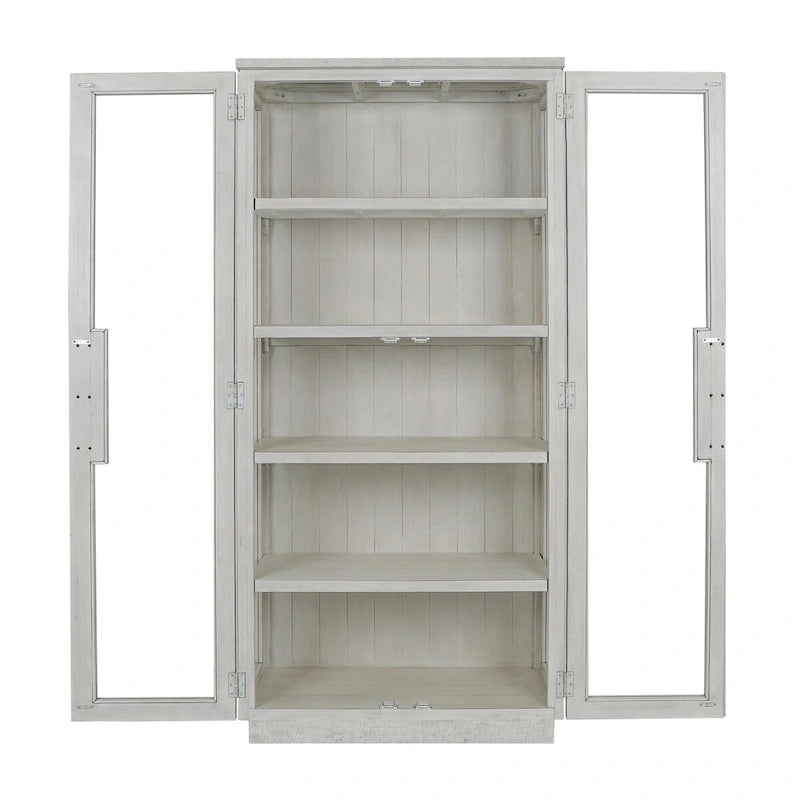 Armoire en pin récupéré