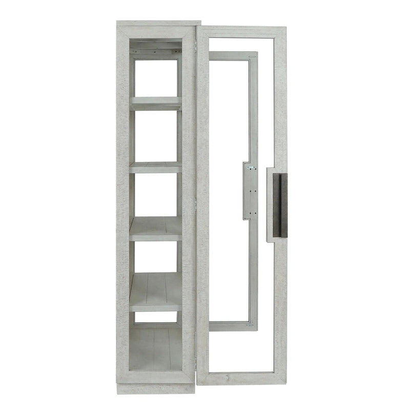 Armoire en pin récupéré